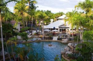 Hotel Rendezvous Reef Resort
