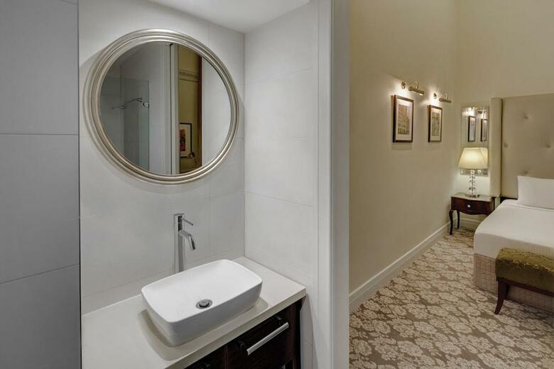 Rendezvous Grand Hotel Melbourne