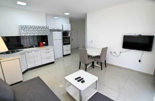 Arendaizrail Apartment Balfour 25