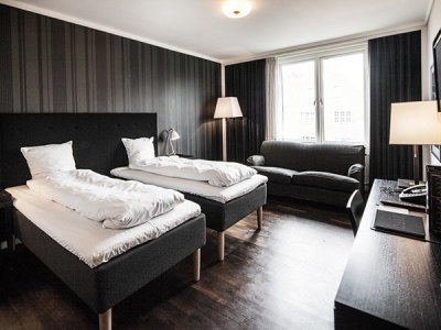 Hotel First Grand