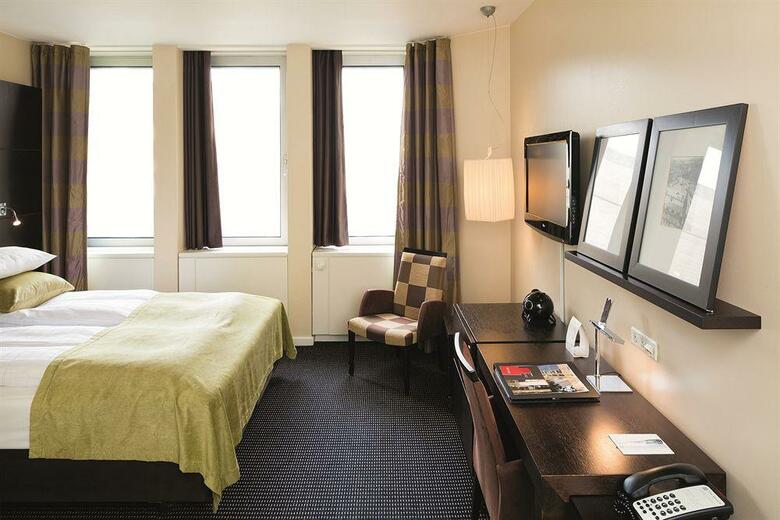 Hotel The Square