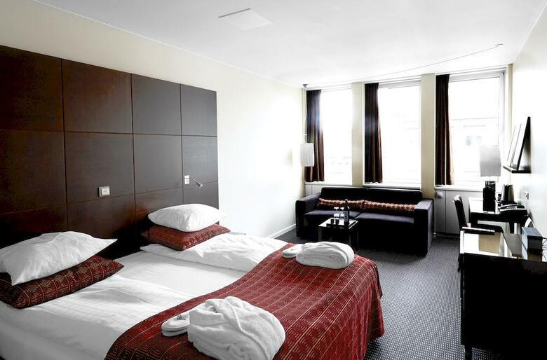 Hotel The Square