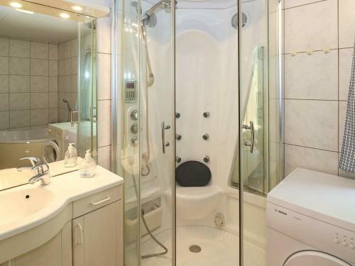 Three-bedroom Holiday Home In Hadsund 43