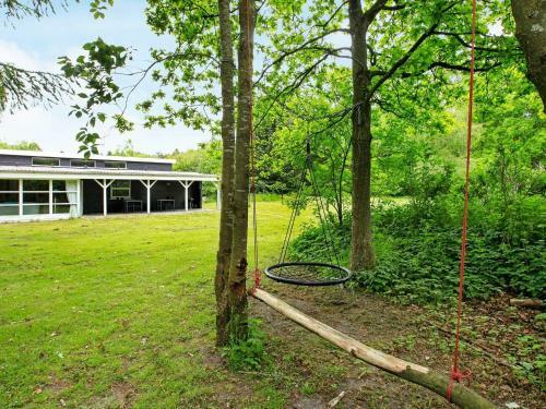 Four-bedroom Holiday Home In Hals 2