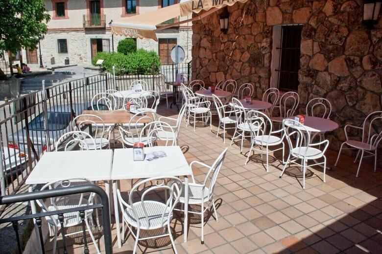 Albergue Hostal La Maya