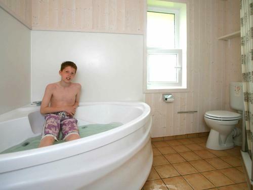 Two-bedroom Holiday Home In Gr�mitz 1