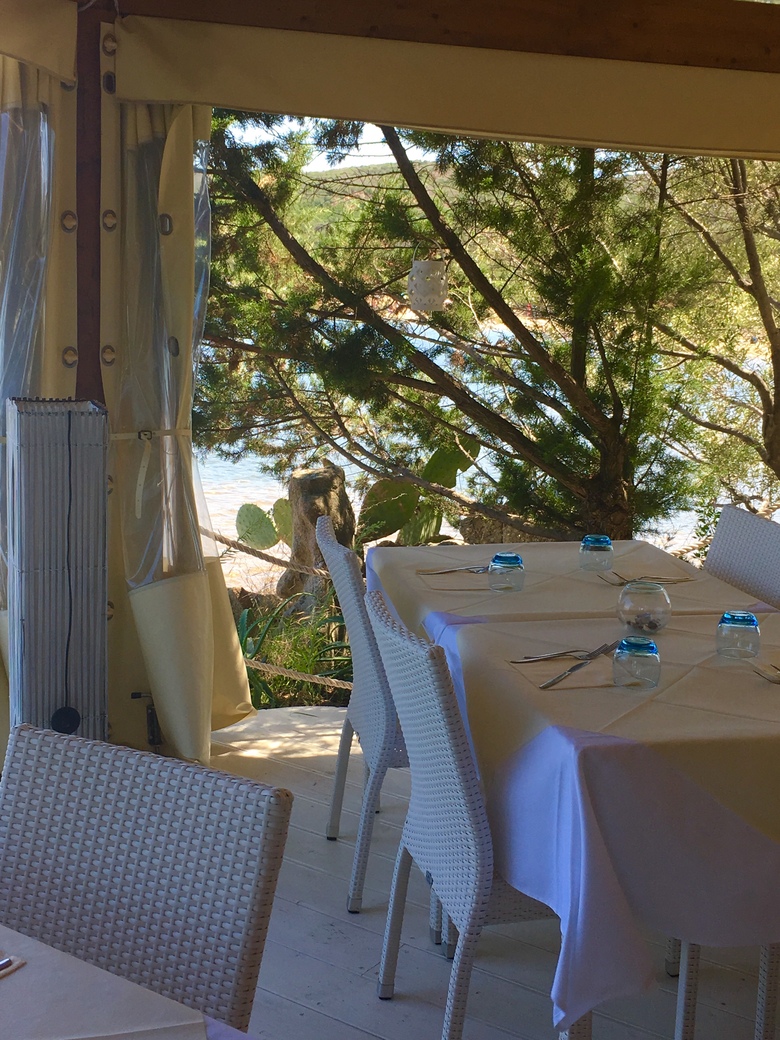 Apartamentos Villaggio Baia de Bahas � Suites