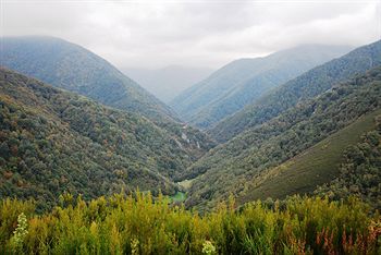 Apartamentos El Balcon De Muniellos