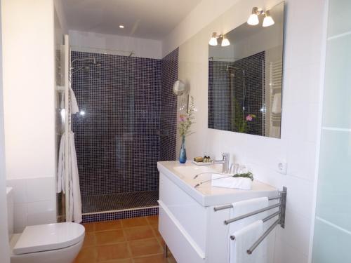 Finca Raims Hotel Interior
