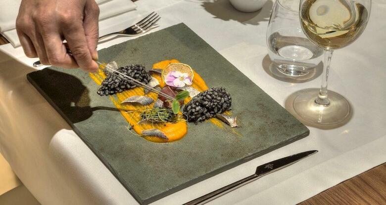 Hotel NH Collection Porto Batalha