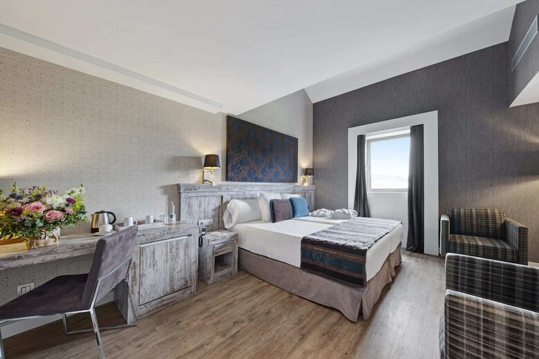 Hotel Castilla Termal Monasterio De Valbuena