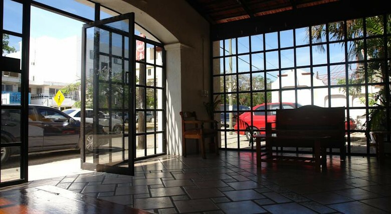 Hotel Hacienda