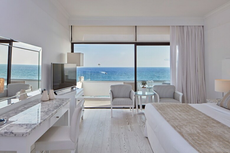 Hotel Grecian Bay
