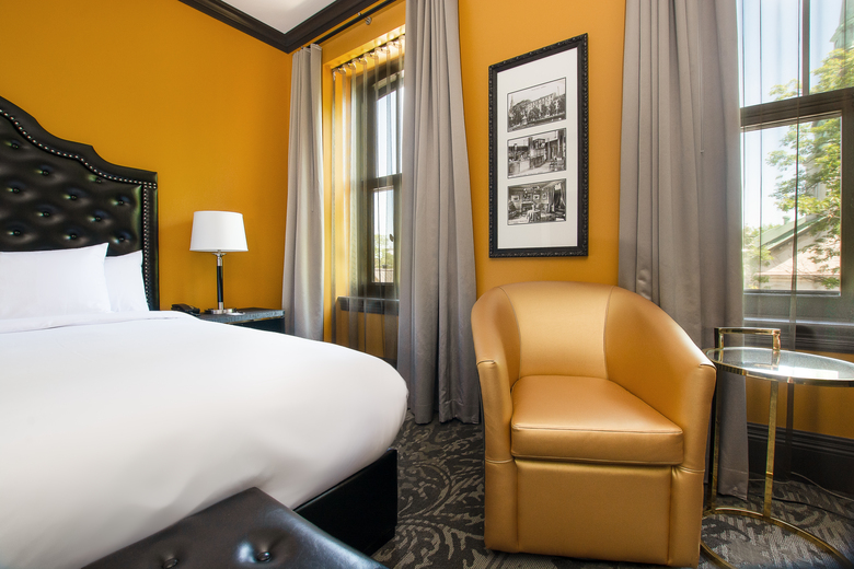 Clarendon Hotel
