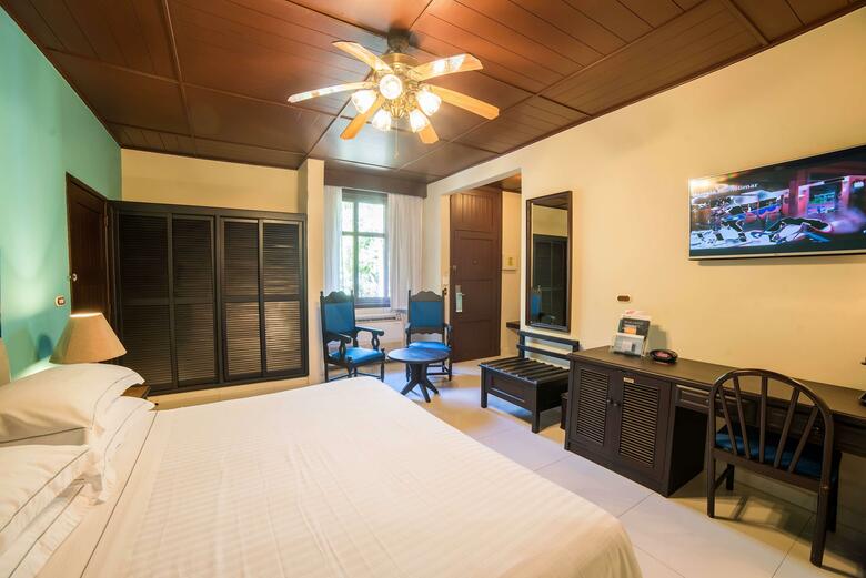 Hotel Barcel� Montelimar