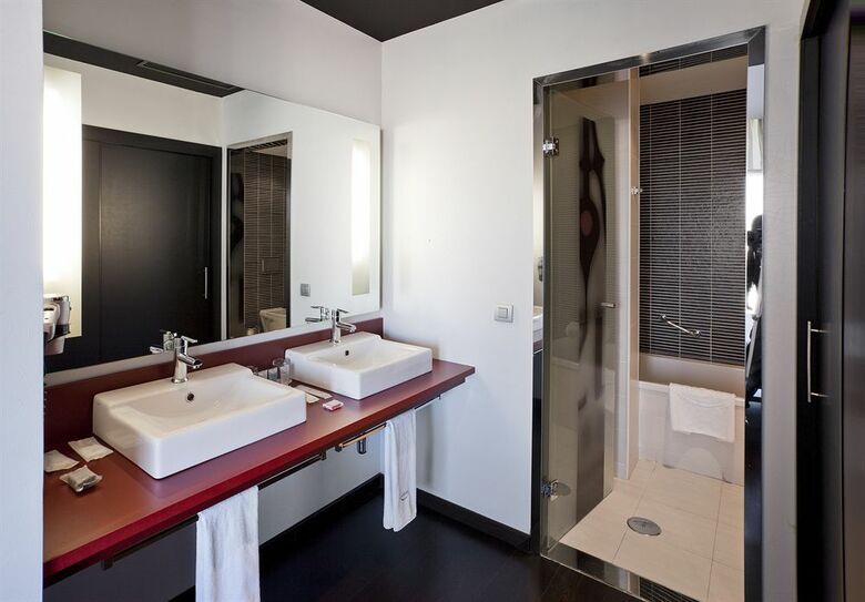 Hotel Ilunion Atrium