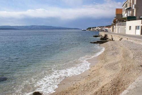 Apartments By The Sea Bol (Brac) - 4657