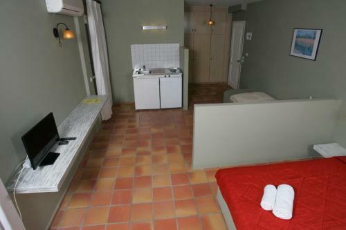 Aparthotel Mounda Beach Hotel