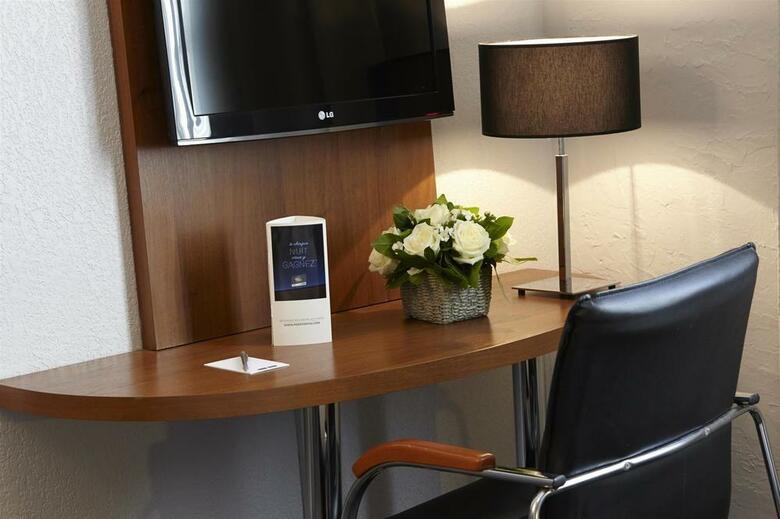 Hotel Kyriad Marseille Centre Paradis Prefecture