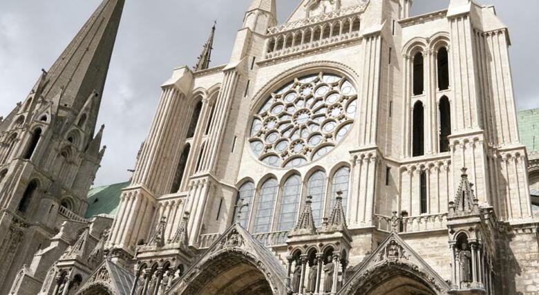 Timhotel Chartres Chatelet