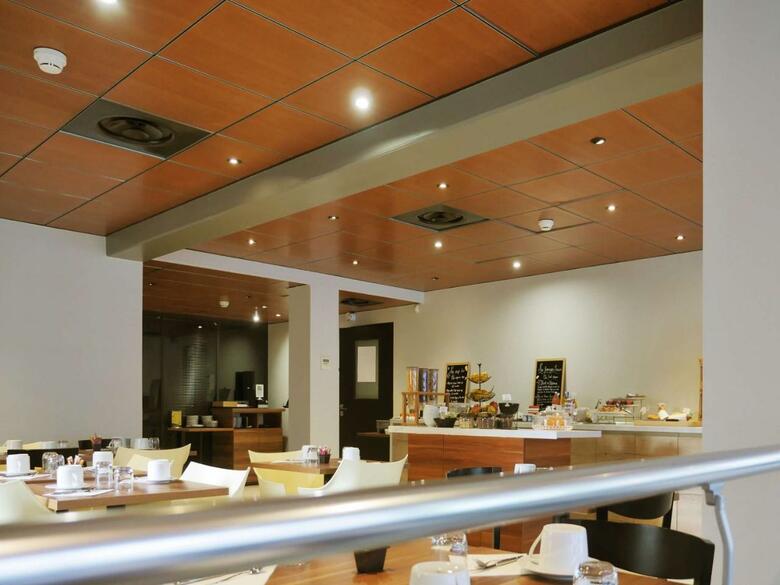 Atrium Hotel