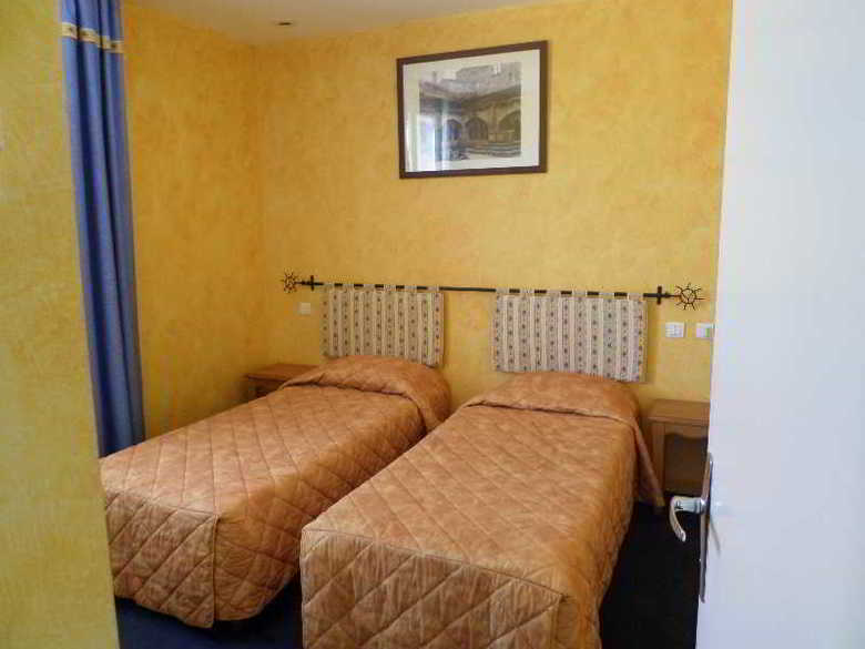 Hotel Acacias