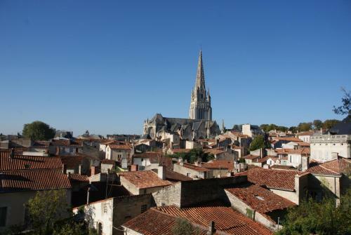 Hostal Beaux Esprits Chambres D'h�tes Et S�minaires