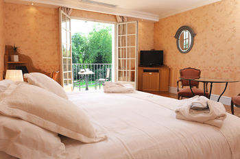 Hotel Chateau De Brindos