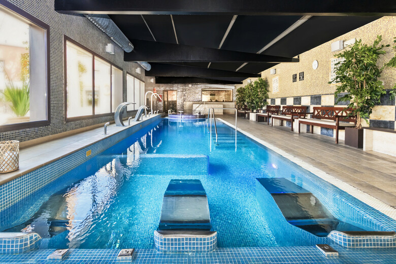 Hotel Salles Aeroport De Girona