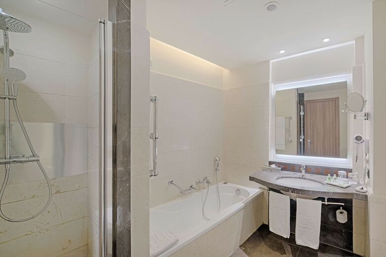 Hotel NH Napoli Panorama