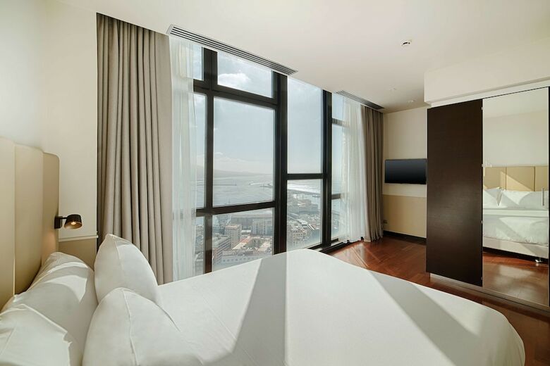 Hotel NH Napoli Panorama