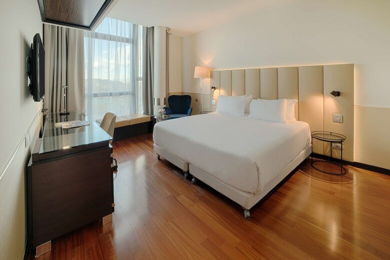 Hotel NH Napoli Panorama