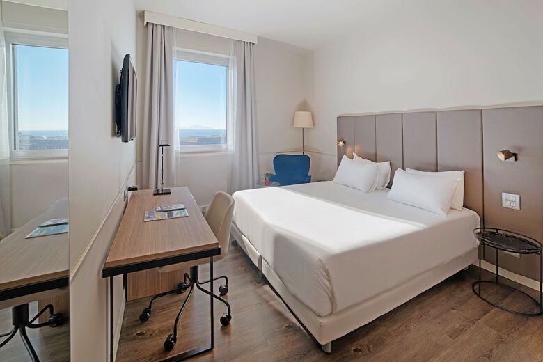 Hotel NH Napoli Panorama