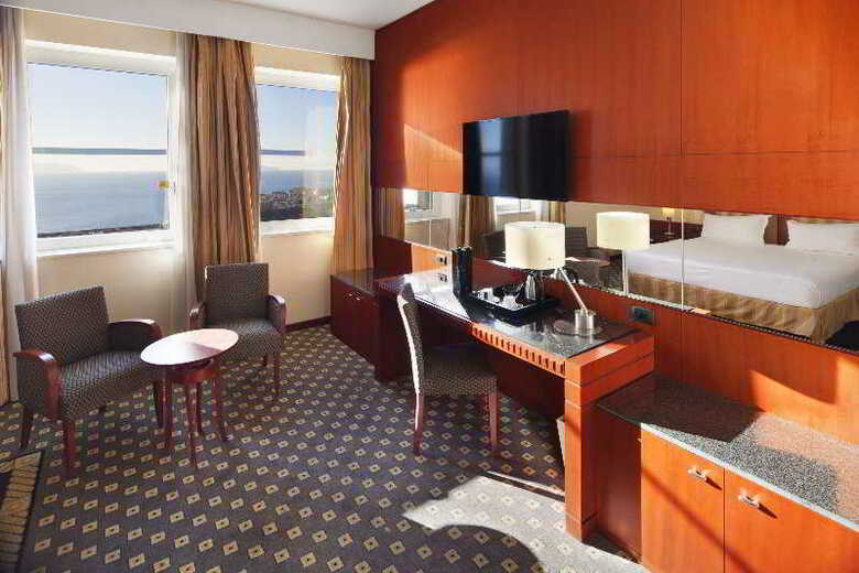 Hotel NH Napoli Panorama