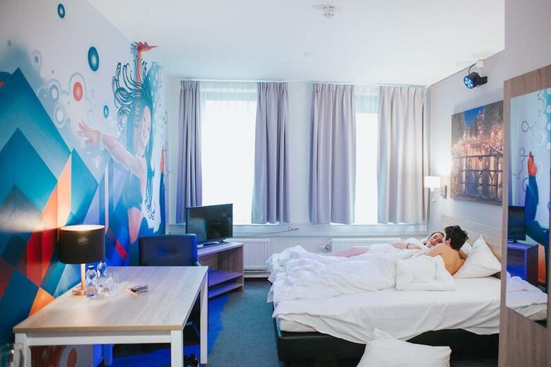 Aparthotel Amsterdam Teleport Hotel