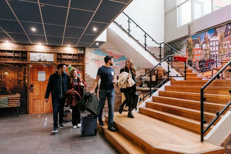 Aparthotel Amsterdam Teleport Hotel