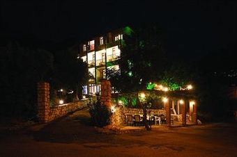 Zeus Kumlub�k Hotel