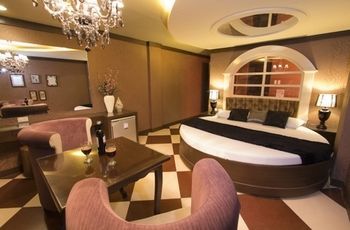 Hotel Victoria Court Balintawak