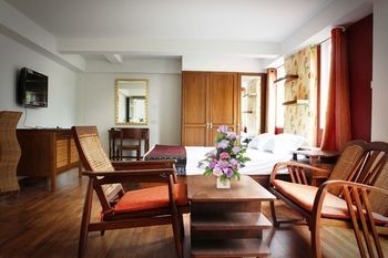 Aparthotel The Laguna Serviced Apartment