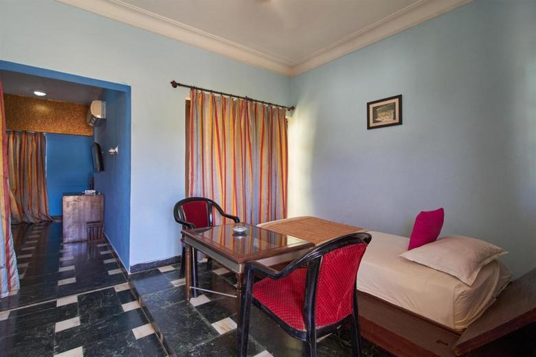 Hotel Aravali Silence Lakend Resorts & Adventures