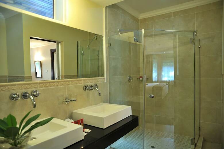 Hotel Cresta Thapama