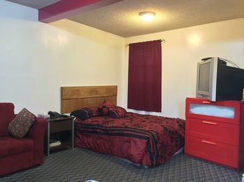 Capri Motel