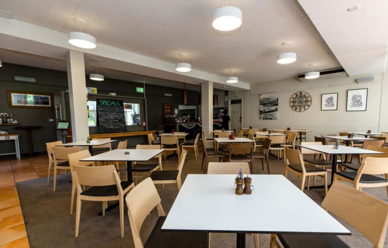 Forrest Hotel & Apartments