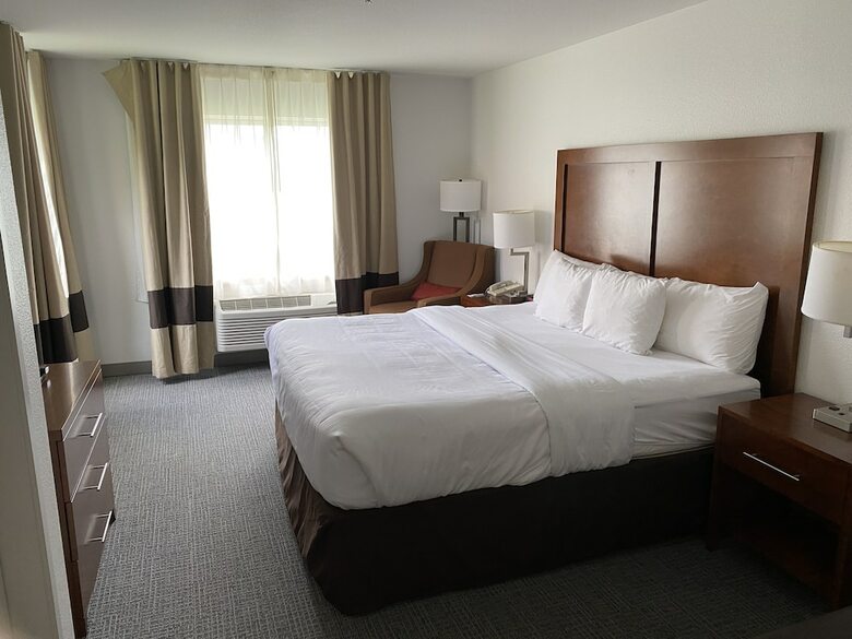 Hotel Comfort Inn & Suites