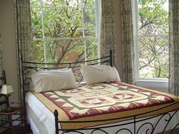 Haysler House Bed And Breakfast Inn