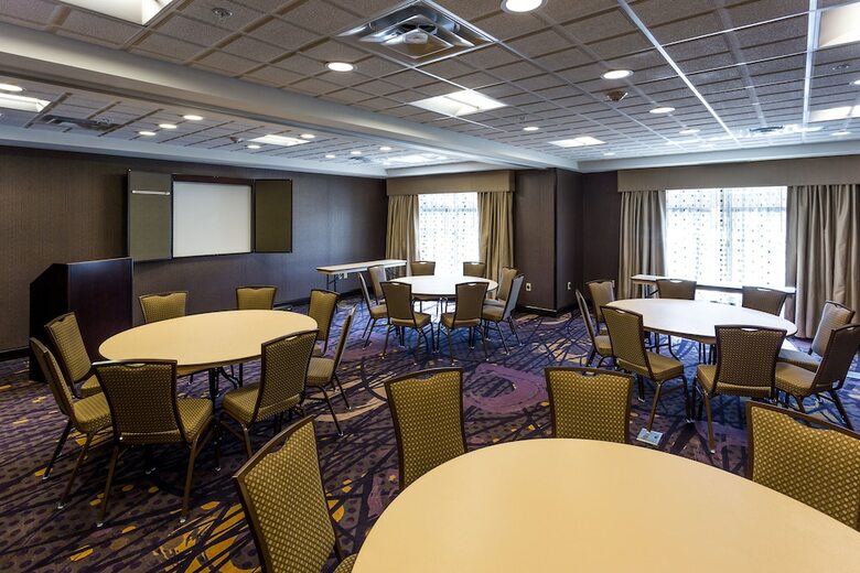 Hotel Holiday Inn Express & Suites Billings