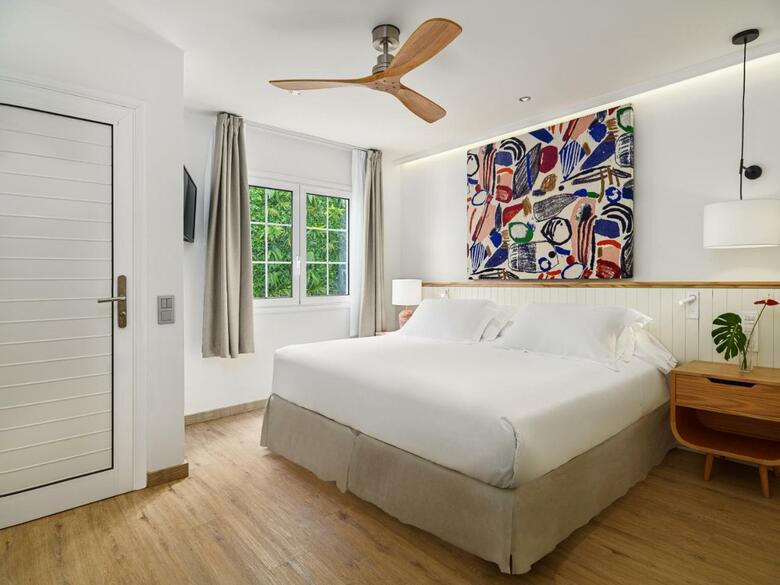 Hotel H10 White Suites - S�lo Adultos