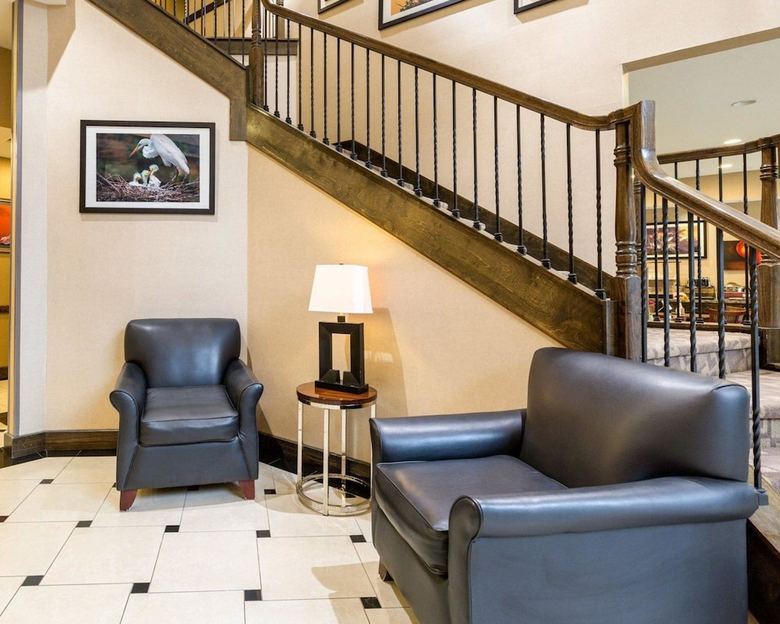 Hotel Comfort Inn And Suites Winnie