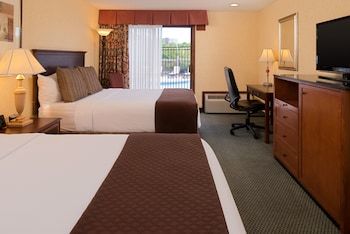 Red Lion Hotel Columbia Center Kennewick