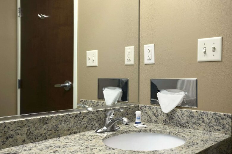 Hotel Microtel Inn & Suites By Wyndham Fairmont